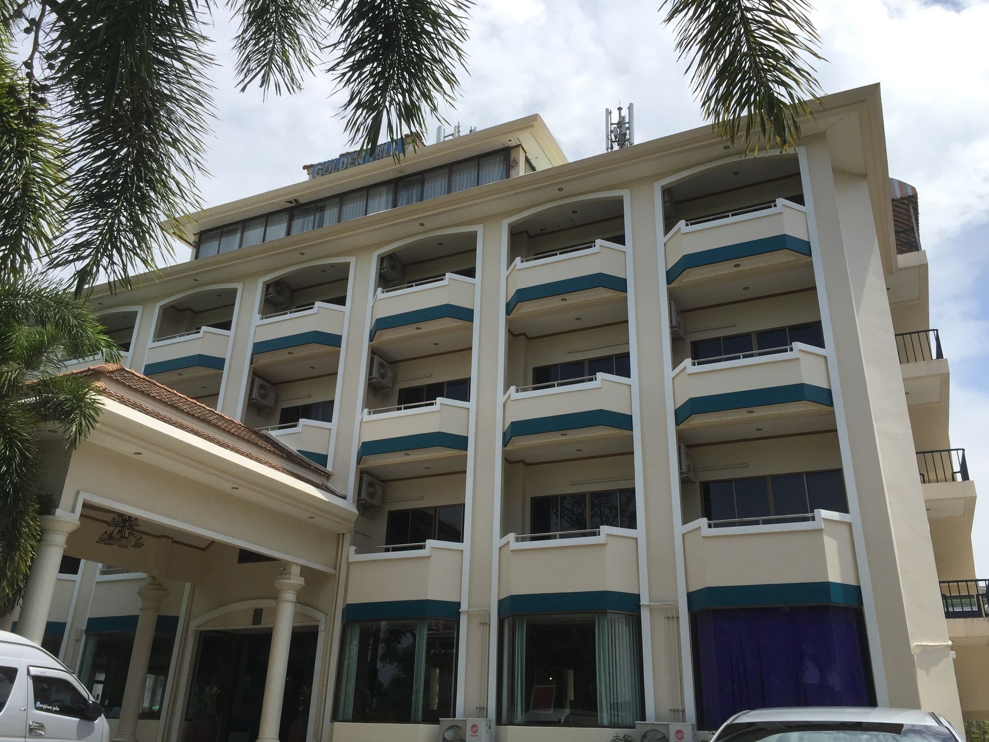 Krabi Golden Hill Hotel Buitenkant foto