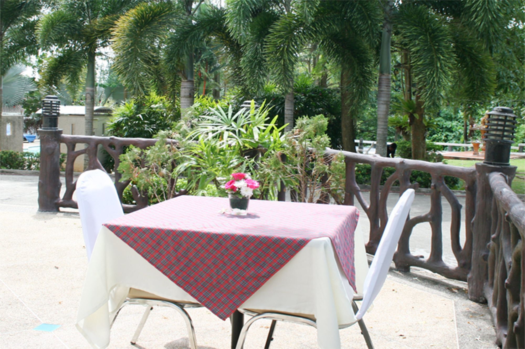Krabi Golden Hill Hotel Buitenkant foto