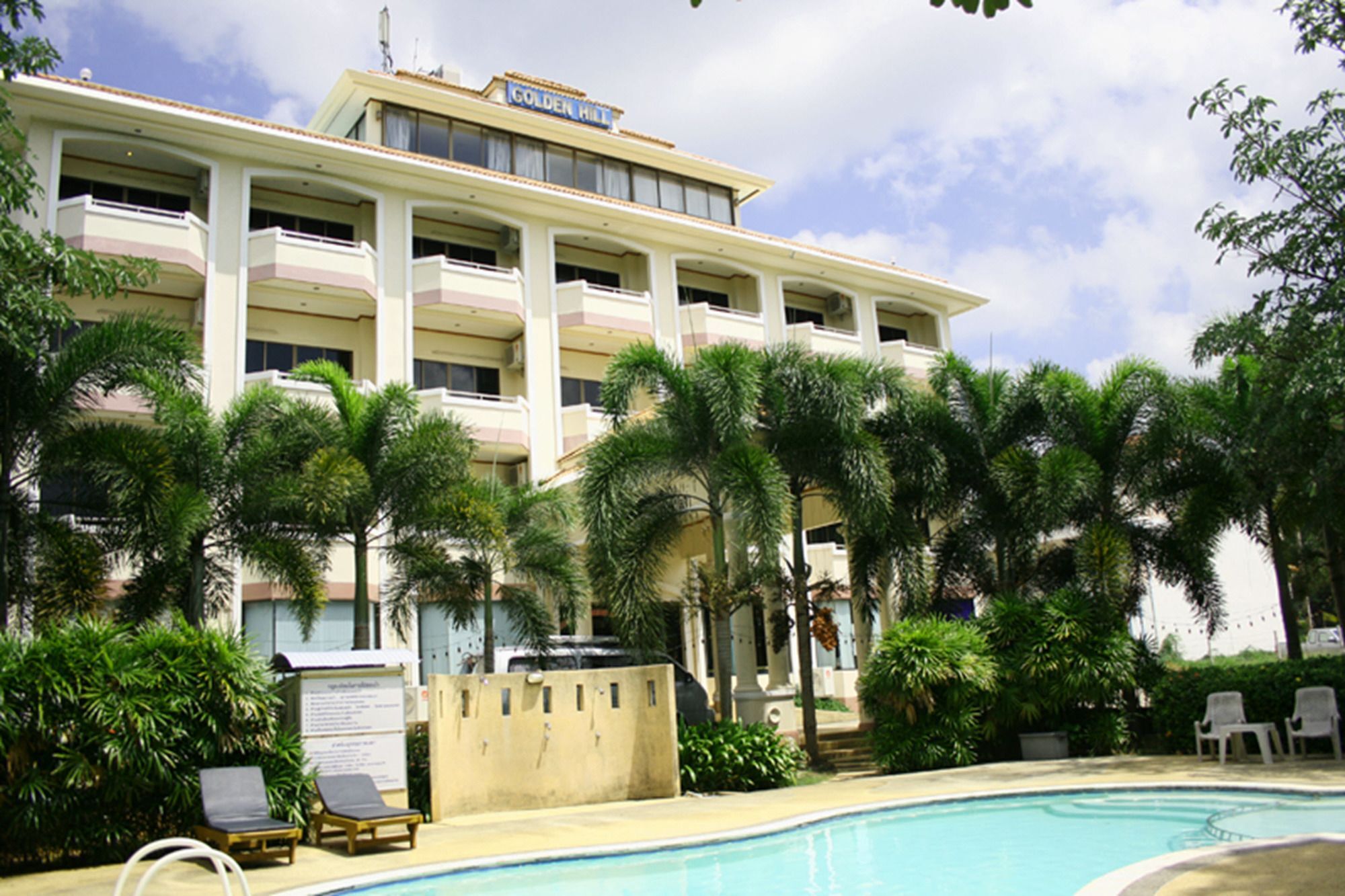 Krabi Golden Hill Hotel Buitenkant foto